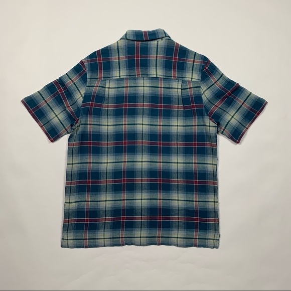 Woolrich Plaid Button Up Shirt Medium - Picture 6 of 12